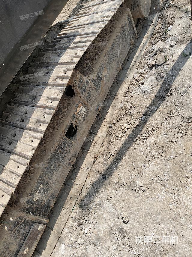 单侧履带整体（整机外观）