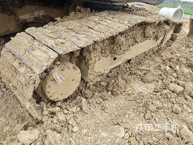 单侧履带整体（整机外观）