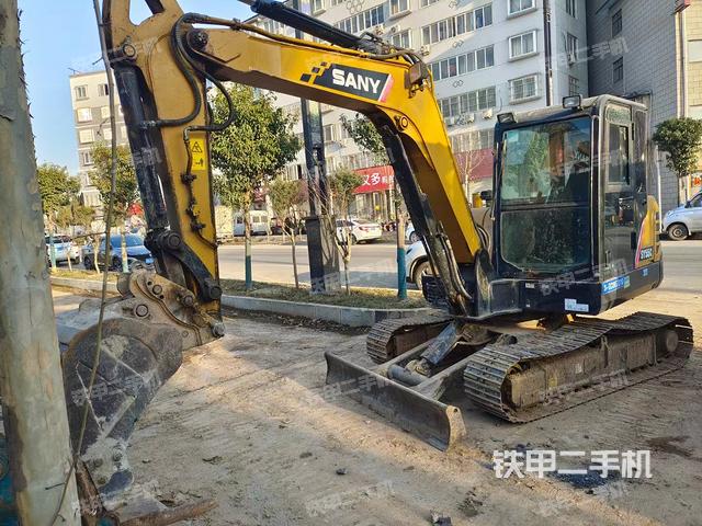 三一重工SY55C挖掘机