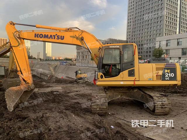 发动机整体俯视（整机外观）