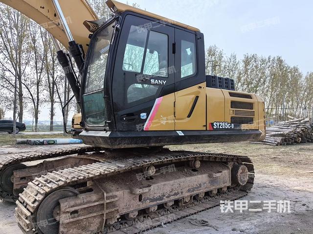 驾驶室整体（整机外观）