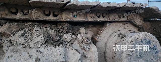 单侧履带整体（整机外观）