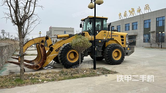 工作装置整体（整机外观及大件）