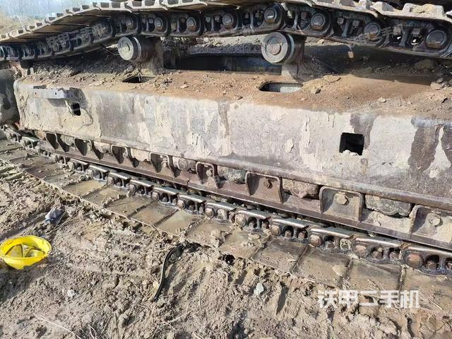 单侧履带整体（整机外观）