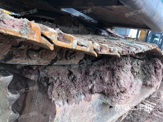 单侧履带整体（整机外观）