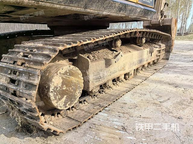 单侧履带整体（整机外观）