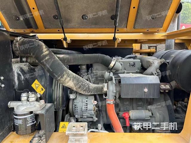 发动机整体俯视（整机外观）