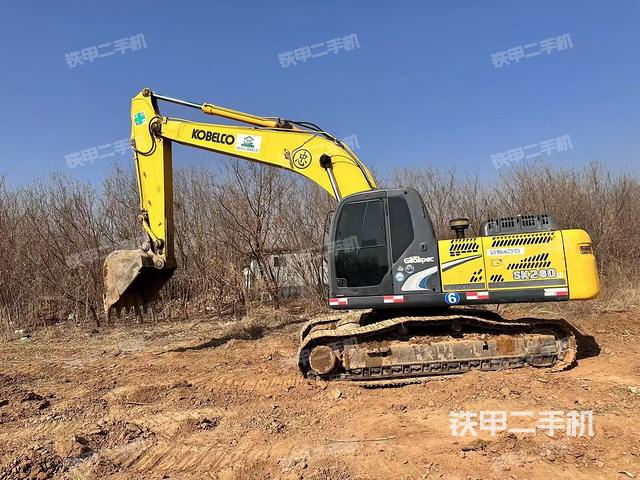 驾驶室整体（整机外观）