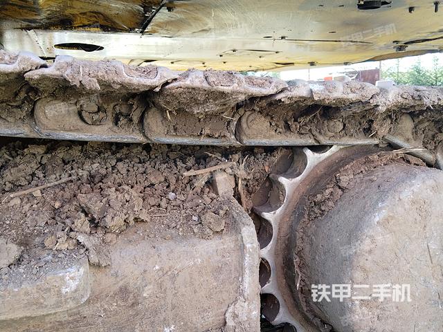 单侧履带整体（整机外观）