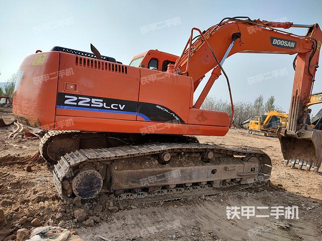 整机右后45°（整机外观）