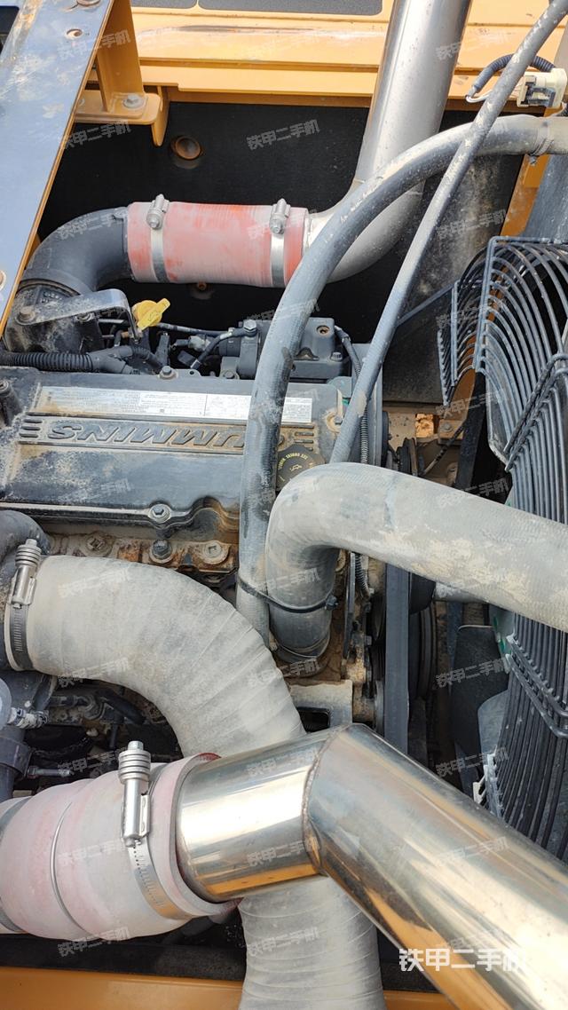 发动机整体俯视（整机外观）