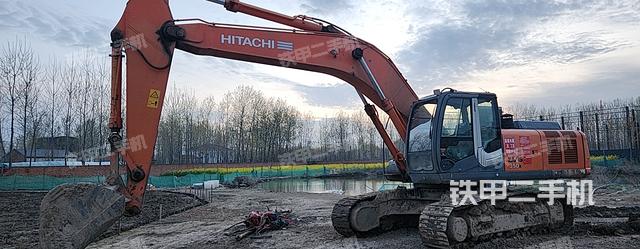 驾驶室整体（整机外观）