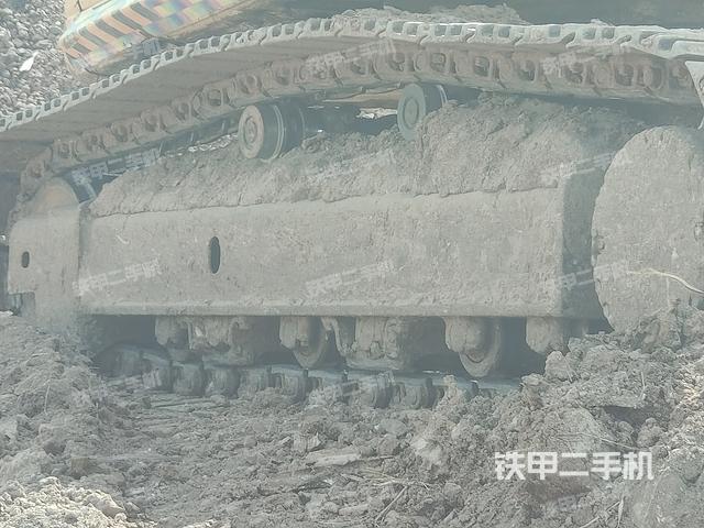 单侧履带整体（整机外观）