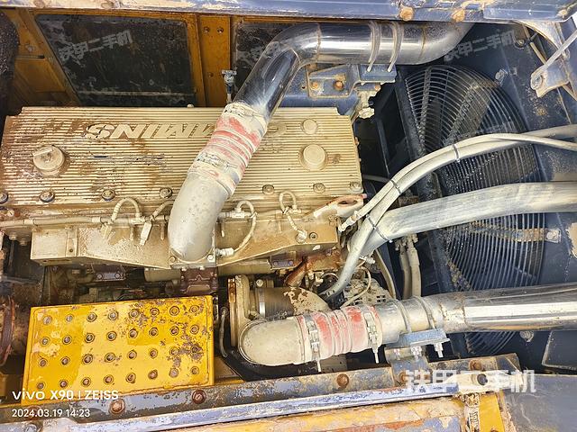 发动机整体俯视（整机外观）