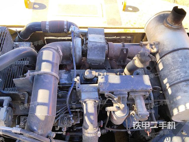 发动机整体俯视（整机外观）