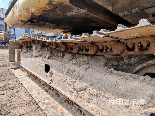 左驅(qū)動輪（行走機構）