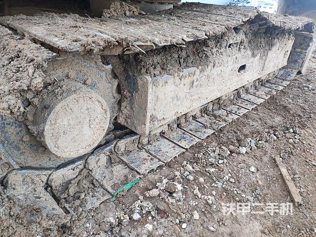 单侧履带整体（整机外观）