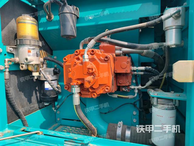 液壓泵室（大件艙室）