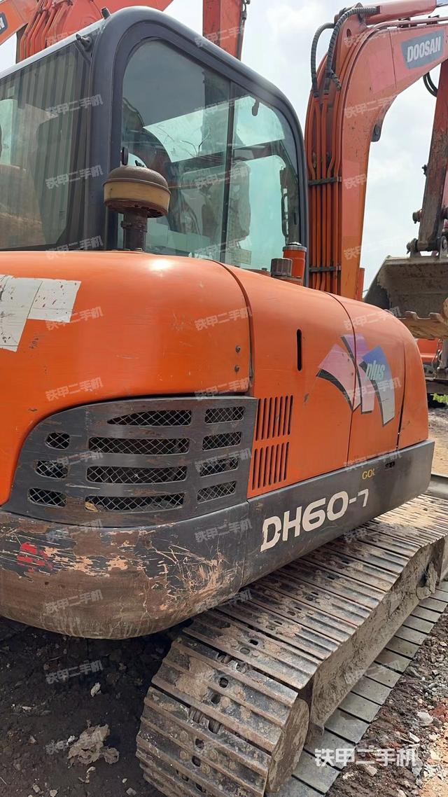 整机右后45°（整机外观）