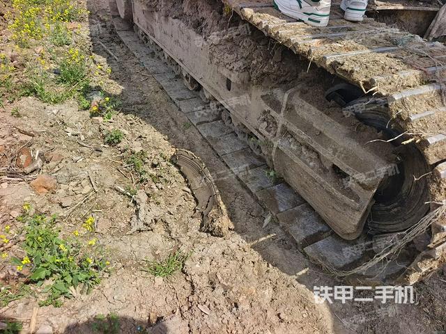 单侧履带整体（整机外观）