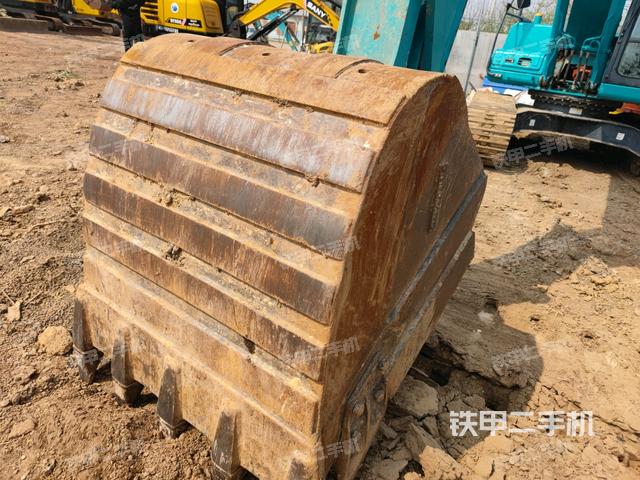 鏟斗45度（工作和回轉(zhuǎn)裝置）