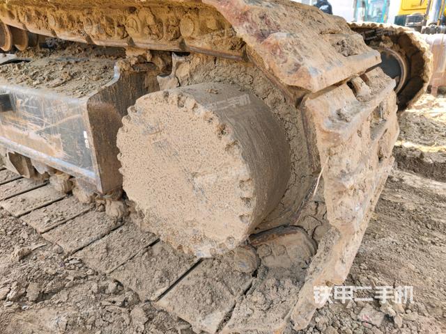 左側(cè)行走馬達(dá)蓋板（行走機(jī)構(gòu)）