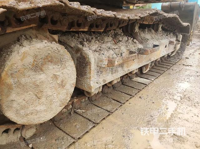 单侧履带整体（整机外观）