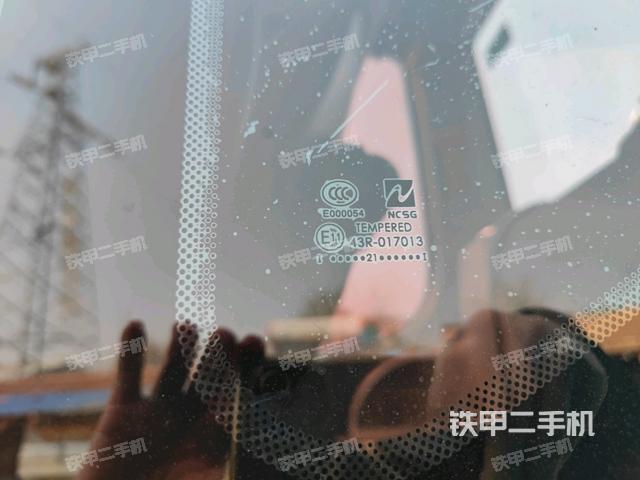 后窗玻璃角標(biāo)（駕駛室部分）