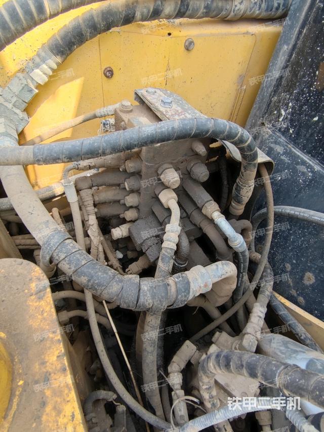 分配閥（上車部件）