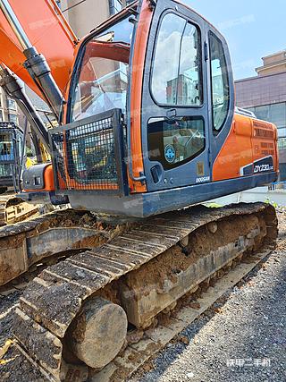 张家界市出售 斗山 DX215-9C 挖掘机