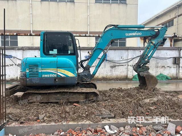 整机右后45°（整机外观）