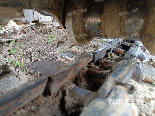 单侧履带整体（整机外观）