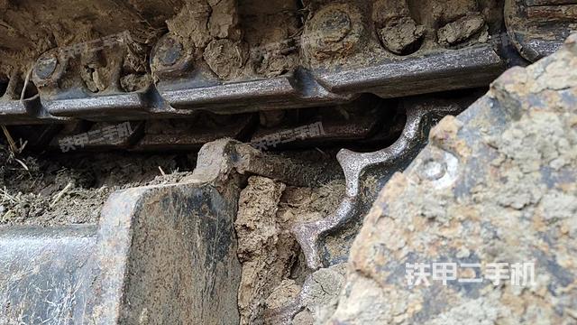 单侧履带整体（整机外观）