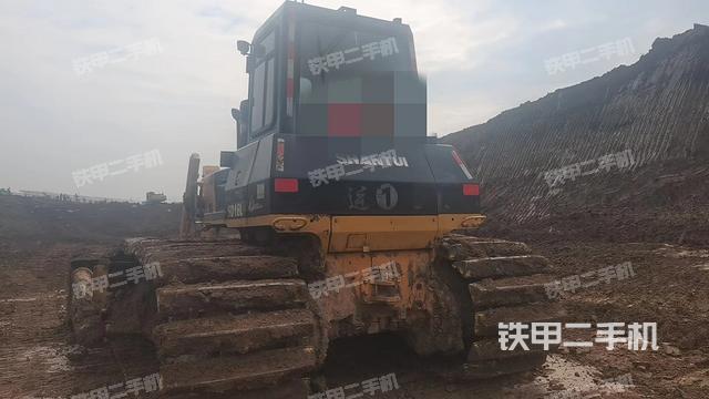 整机左侧（设备外观及核心部件）