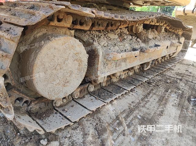 单侧履带整体（整机外观）