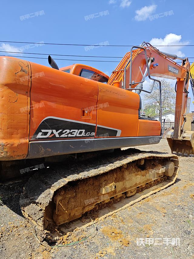 整机右后45°（整机外观）