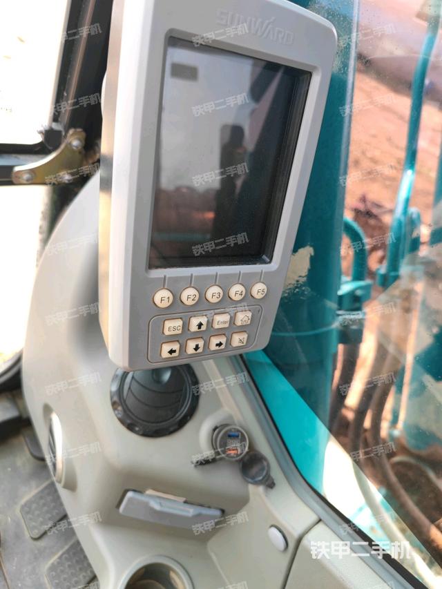 顯示屏?（駕駛室部分）