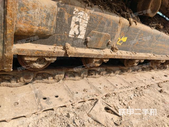 左導(dǎo)向輪（行走機(jī)構(gòu)）