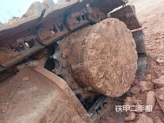 单侧履带整体（整机外观）