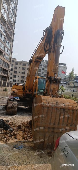 广西-桂林市二手现代R220-7挖掘机实拍照片