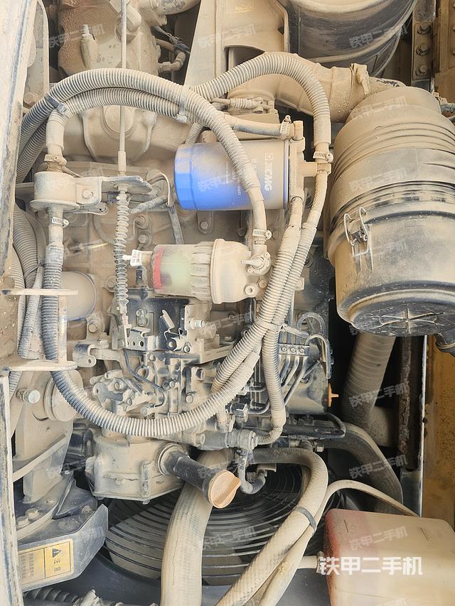 发动机整体俯视（整机外观）