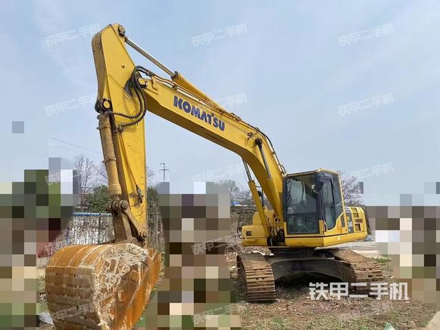 小松PC220-8M0挖掘机