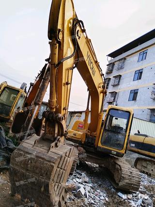 北京玉柴YC135-8挖掘机实拍图片