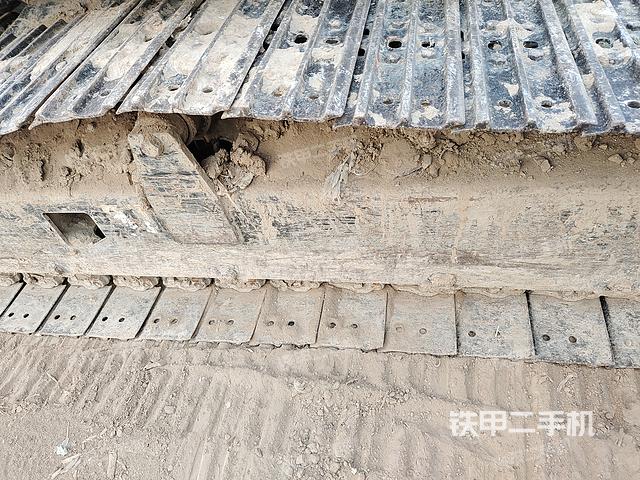 单侧履带整体（整机外观）