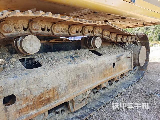 单侧履带整体（整机外观）