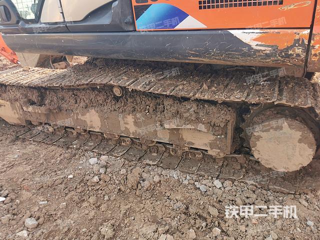 单侧履带整体（整机外观）