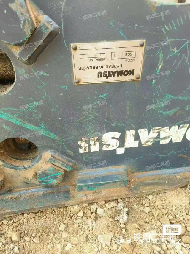 整机右侧（设备外观及核心部件）