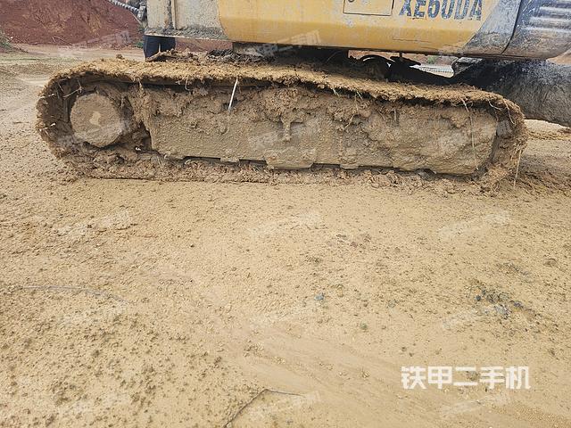 单侧履带整体（整机外观）