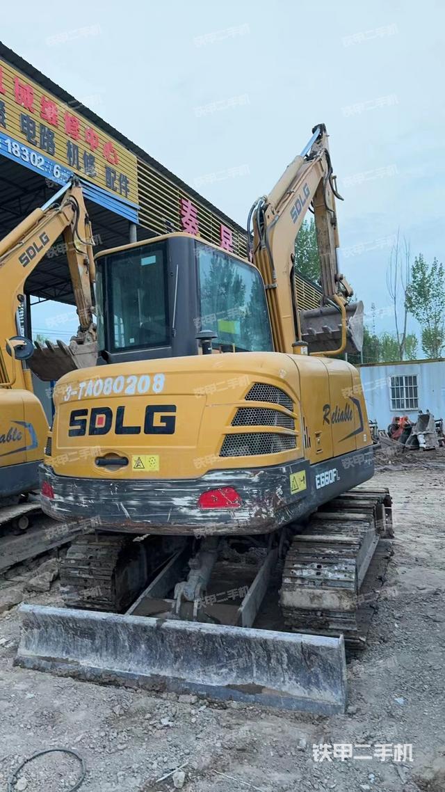 整机右后45°（整机外观）