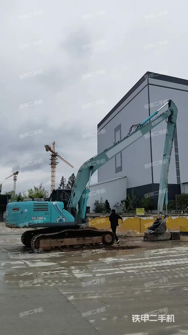 整机右后45°（整机外观）